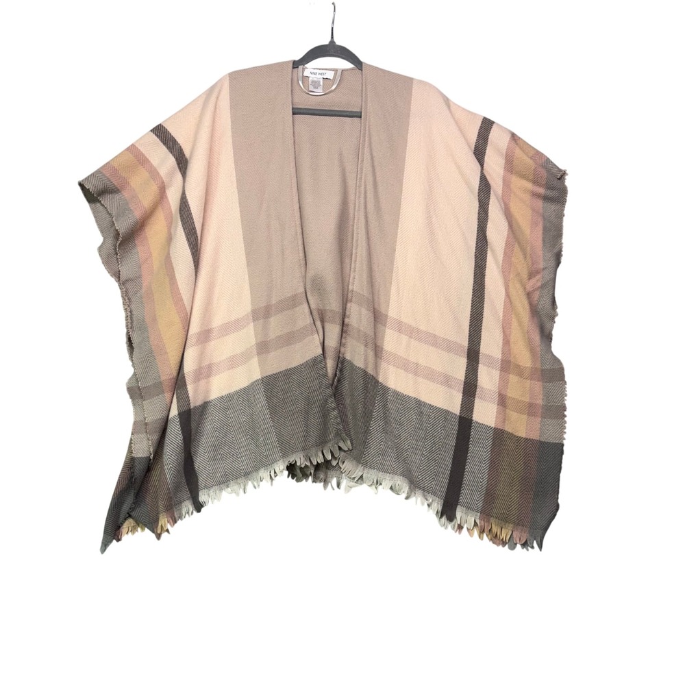 Minimalist Nine West Plaid Poncho neutral | quiet luxury Normcore‎ Cozy Preppy